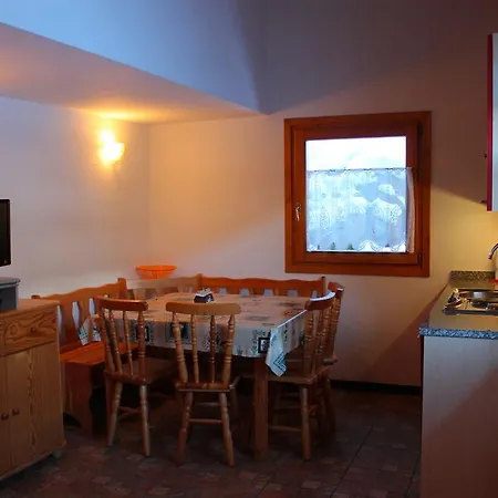Presanella Apartment Temu