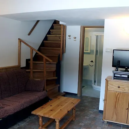 Apartment Presanella *